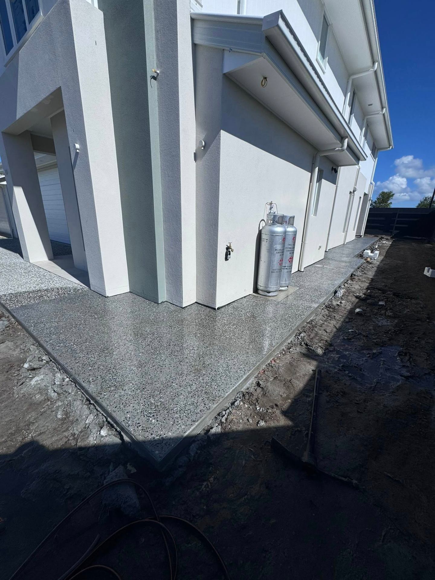 Exposed Aggregate Surround